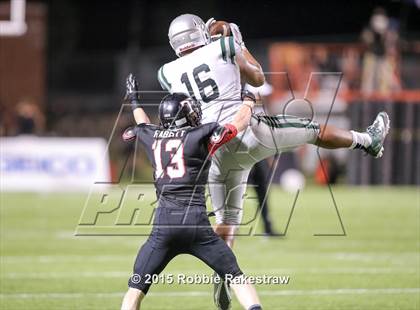 Thumbnail 3 in Trinity vs. De La Salle photogallery.