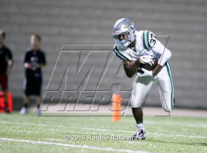 Thumbnail 2 in Trinity vs. De La Salle photogallery.