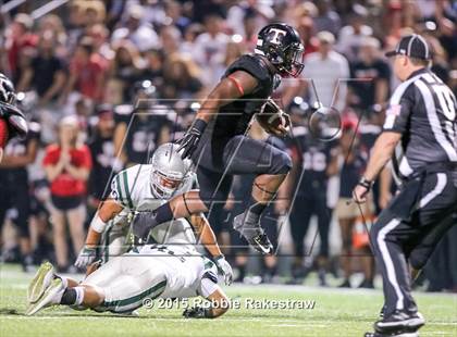 Thumbnail 3 in Trinity vs. De La Salle photogallery.