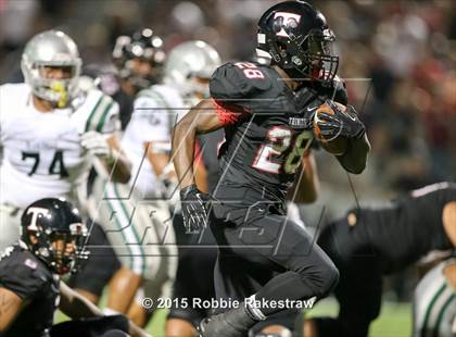 Thumbnail 2 in Trinity vs. De La Salle photogallery.