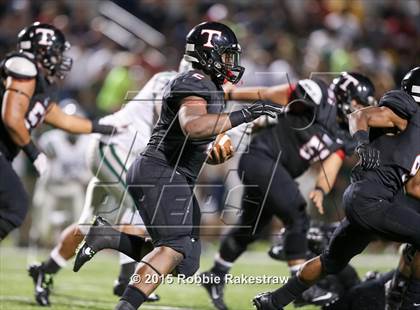 Thumbnail 2 in Trinity vs. De La Salle photogallery.