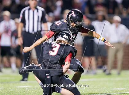 Thumbnail 1 in Trinity vs. De La Salle photogallery.