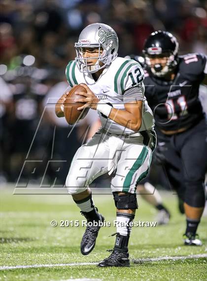 Thumbnail 2 in Trinity vs. De La Salle photogallery.