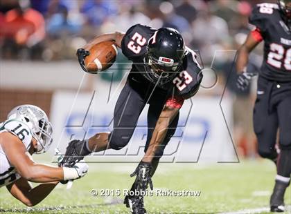 Thumbnail 3 in Trinity vs. De La Salle photogallery.