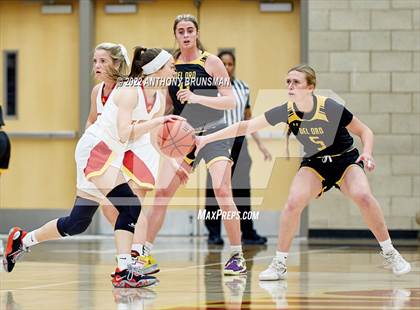 Thumbnail 3 in Del Oro @ St. Francis photogallery.