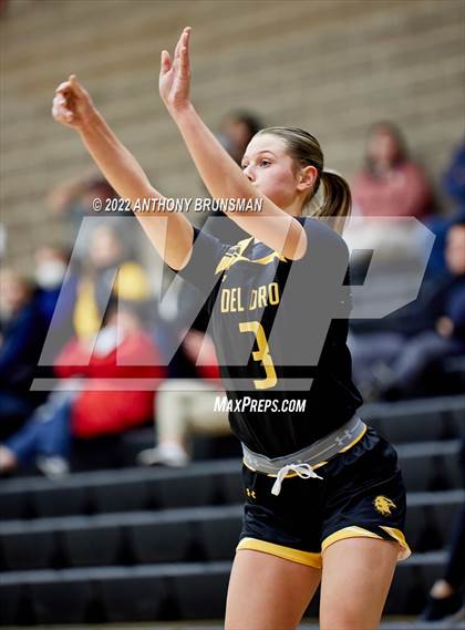 Thumbnail 2 in Del Oro @ St. Francis photogallery.