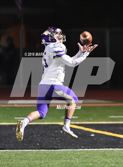 Thumbnail 2 in Sabino vs. Show Low (AIA 3A Semifinal) photogallery.