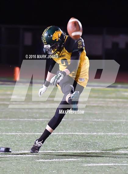 Thumbnail 2 in Sabino vs. Show Low (AIA 3A Semifinal) photogallery.
