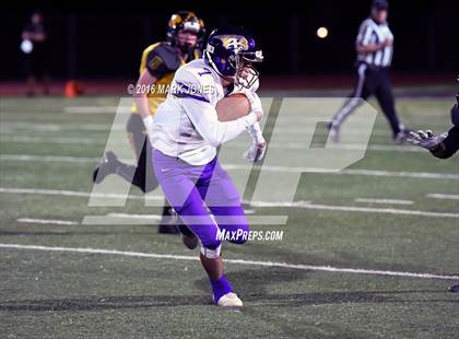 Thumbnail 2 in Sabino vs. Show Low (AIA 3A Semifinal) photogallery.