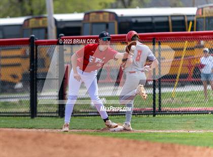 Thumbnail 2 in East Poinsett County vs Green Forest (Forrest Wood Classic) photogallery.