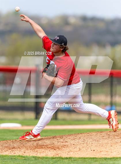 Thumbnail 2 in East Poinsett County vs Green Forest (Forrest Wood Classic) photogallery.