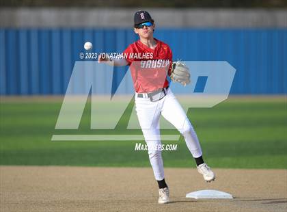 Thumbnail 2 in Brusly vs Dunham (Live Oak) photogallery.