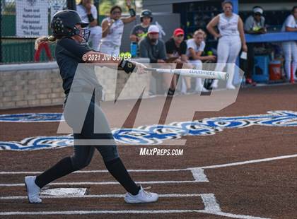 Thumbnail 2 in Lake Belton vs Liberty (UIL 4A Regional Playoff) photogallery.