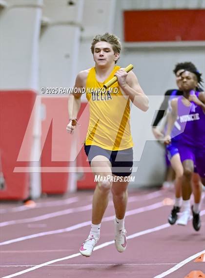 Thumbnail 1 in Owl Invite HSR Qualifier (4 x 200M Relay)  photogallery.