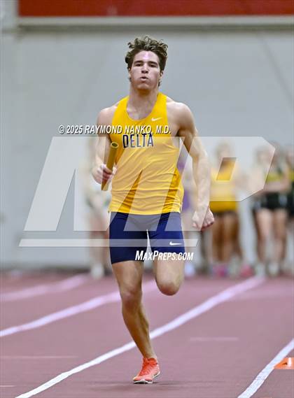 Thumbnail 1 in Owl Invite HSR Qualifier (4 x 200M Relay)  photogallery.