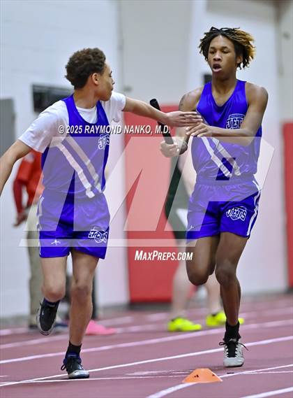 Thumbnail 3 in Owl Invite HSR Qualifier (4 x 200M Relay)  photogallery.