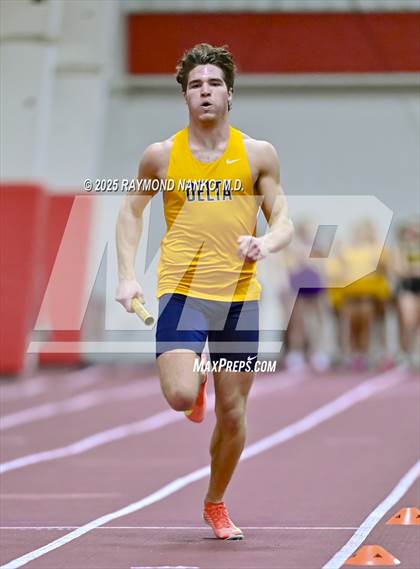 Thumbnail 1 in Owl Invite HSR Qualifier (4 x 200M Relay)  photogallery.