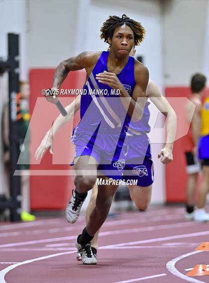 Thumbnail 1 in Owl Invite HSR Qualifier (4 x 200M Relay)  photogallery.