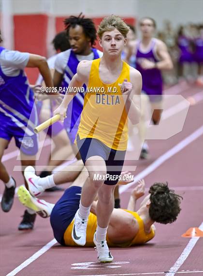 Thumbnail 3 in Owl Invite HSR Qualifier (4 x 200M Relay)  photogallery.