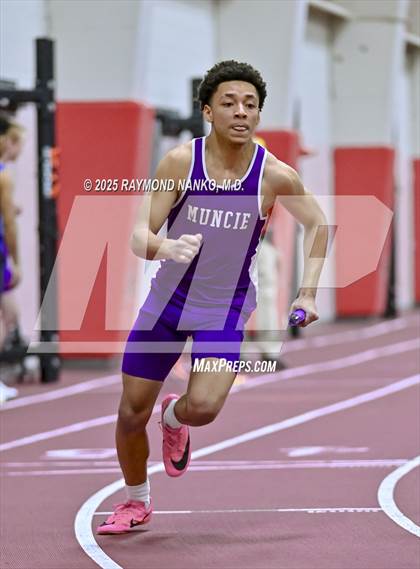 Thumbnail 3 in Owl Invite HSR Qualifier (4 x 200M Relay)  photogallery.