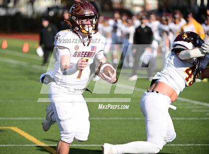 Thumbnail 2 in Sheehan @ Lyman Hall photogallery.