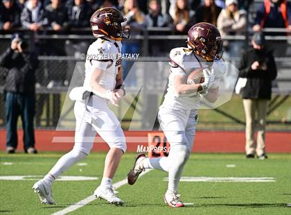 Thumbnail 1 in Sheehan @ Lyman Hall photogallery.