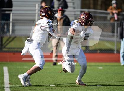 Thumbnail 1 in Sheehan @ Lyman Hall photogallery.