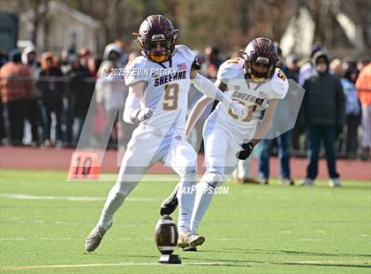 Thumbnail 2 in Sheehan @ Lyman Hall photogallery.