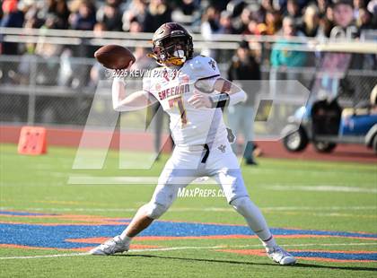 Thumbnail 2 in Sheehan @ Lyman Hall photogallery.