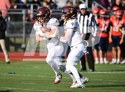 Thumbnail 1 in Sheehan @ Lyman Hall photogallery.