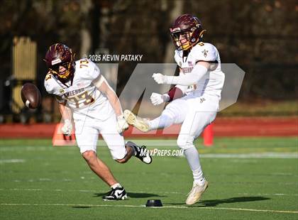 Thumbnail 1 in Sheehan @ Lyman Hall photogallery.