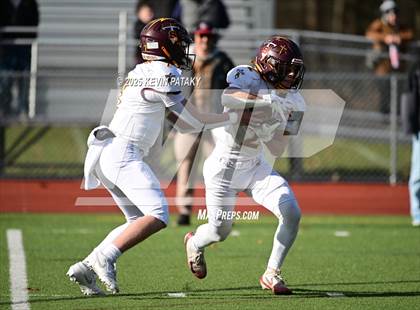 Thumbnail 3 in Sheehan @ Lyman Hall photogallery.