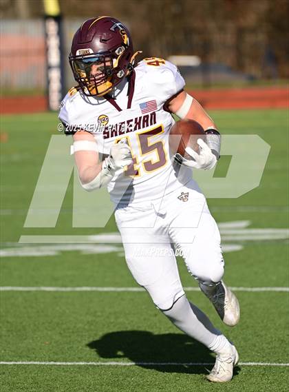 Thumbnail 1 in Sheehan @ Lyman Hall photogallery.