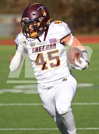 Thumbnail 3 in Sheehan @ Lyman Hall photogallery.