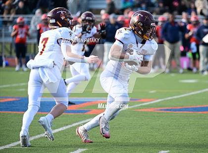 Thumbnail 3 in Sheehan @ Lyman Hall photogallery.