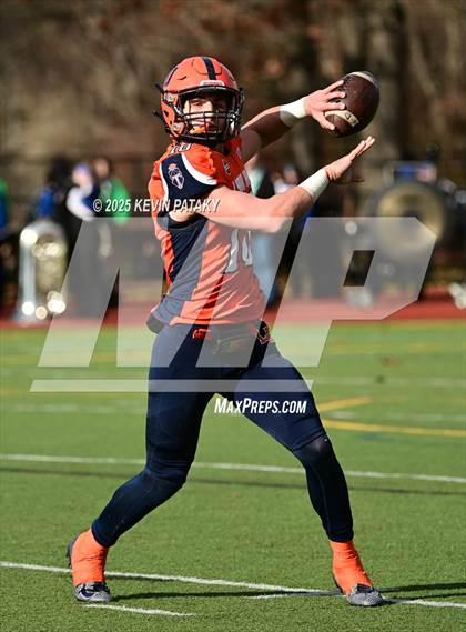 Thumbnail 3 in Sheehan @ Lyman Hall photogallery.