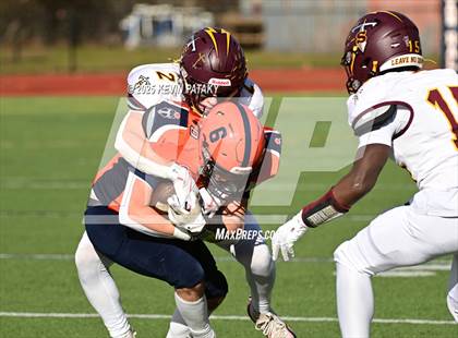 Thumbnail 1 in Sheehan @ Lyman Hall photogallery.