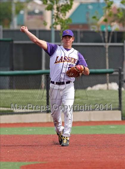 Thumbnail 2 in Lassen vs. Paradise (Shasta Lake Tournament) photogallery.