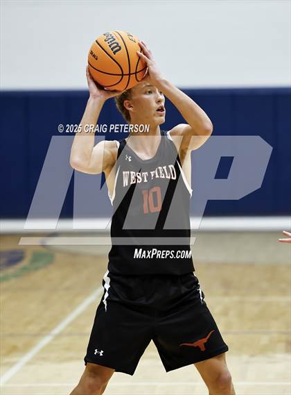 Thumbnail 1 in JV: West Field @ Ridgeline photogallery.