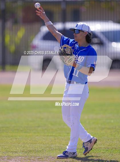 Thumbnail 2 in Phoenix Christian vs. Bagdad photogallery.