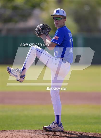 Thumbnail 2 in Phoenix Christian vs. Bagdad photogallery.
