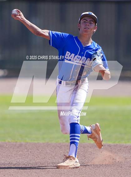 Thumbnail 1 in Phoenix Christian vs. Bagdad photogallery.