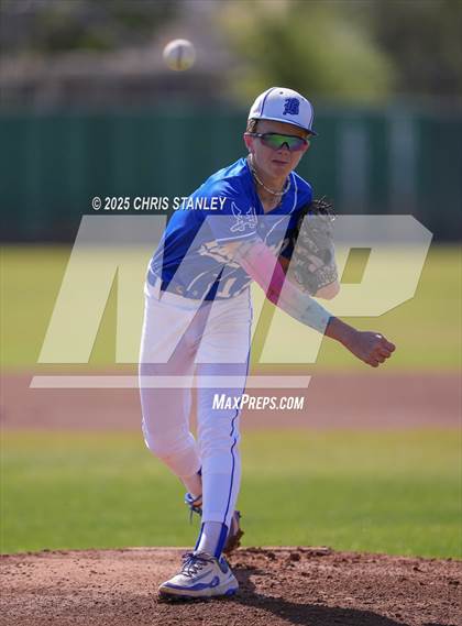 Thumbnail 1 in Phoenix Christian vs. Bagdad photogallery.