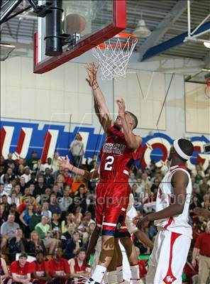 Thumbnail 3 in Modesto Christian vs. St. Mary's (CIF NorCal Regional D4 Final) photogallery.