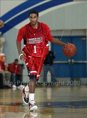 Thumbnail 1 in Modesto Christian vs. St. Mary's (CIF NorCal Regional D4 Final) photogallery.