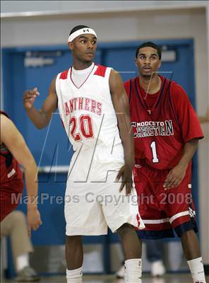 Thumbnail 2 in Modesto Christian vs. St. Mary's (CIF NorCal Regional D4 Final) photogallery.
