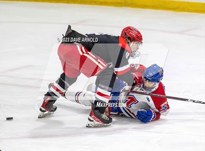 Thumbnail 3 in Frederick Gunn vs. Mount St. Charles (True Hockey Prep Cup) photogallery.