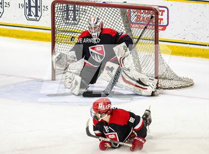 Thumbnail 1 in Frederick Gunn vs. Mount St. Charles (True Hockey Prep Cup) photogallery.