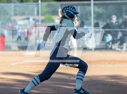 Thumbnail 1 in Lincoln Southeast vs. Fremont photogallery.