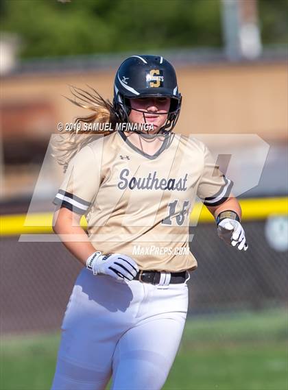 Thumbnail 1 in Lincoln Southeast vs. Fremont photogallery.